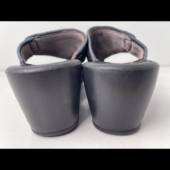 NEW! Clarks 65719 Thong Glitter Gray/Black Slip On Wedge Sandals Size 6 - Picture 3 of 12